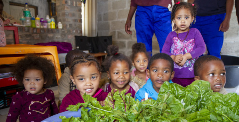 LoveinaBowl_Educare_delivery_day_Hangberg